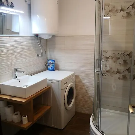 Stanovanje V Zalcu Appartement Žalec